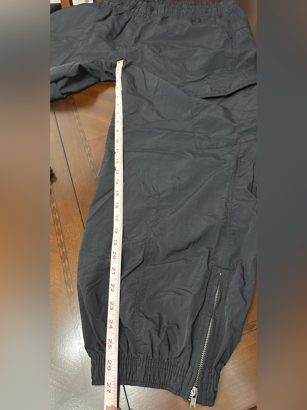 🤍Old Navy Black Cargo Track Joggers - Picture 11 of 12